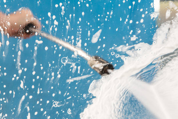 Best Animal Enclosure Cleaning  in Siesta Shores, TX